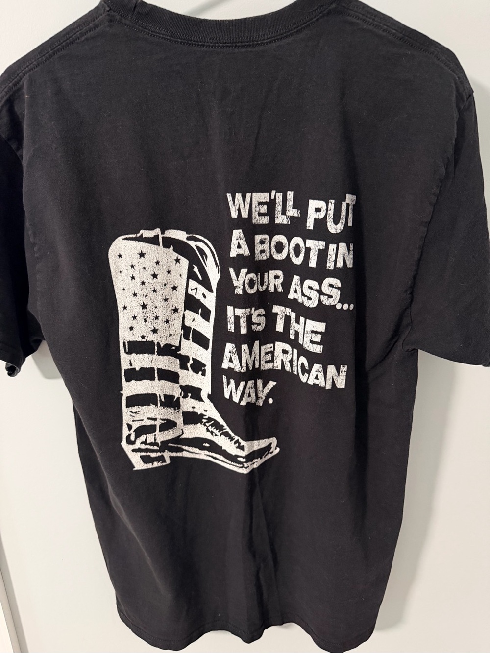 Toby Keith t-shirt - size Large - excellent condition